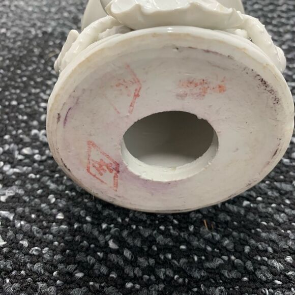 CHINESE PORCELAIN STATUETTE, Collectible - Picture 5 of 5